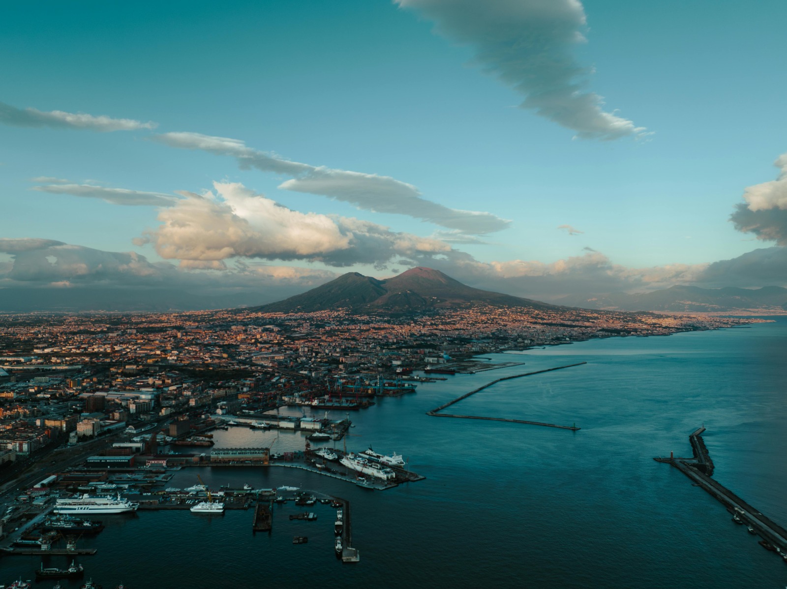 Naples: five itineraries