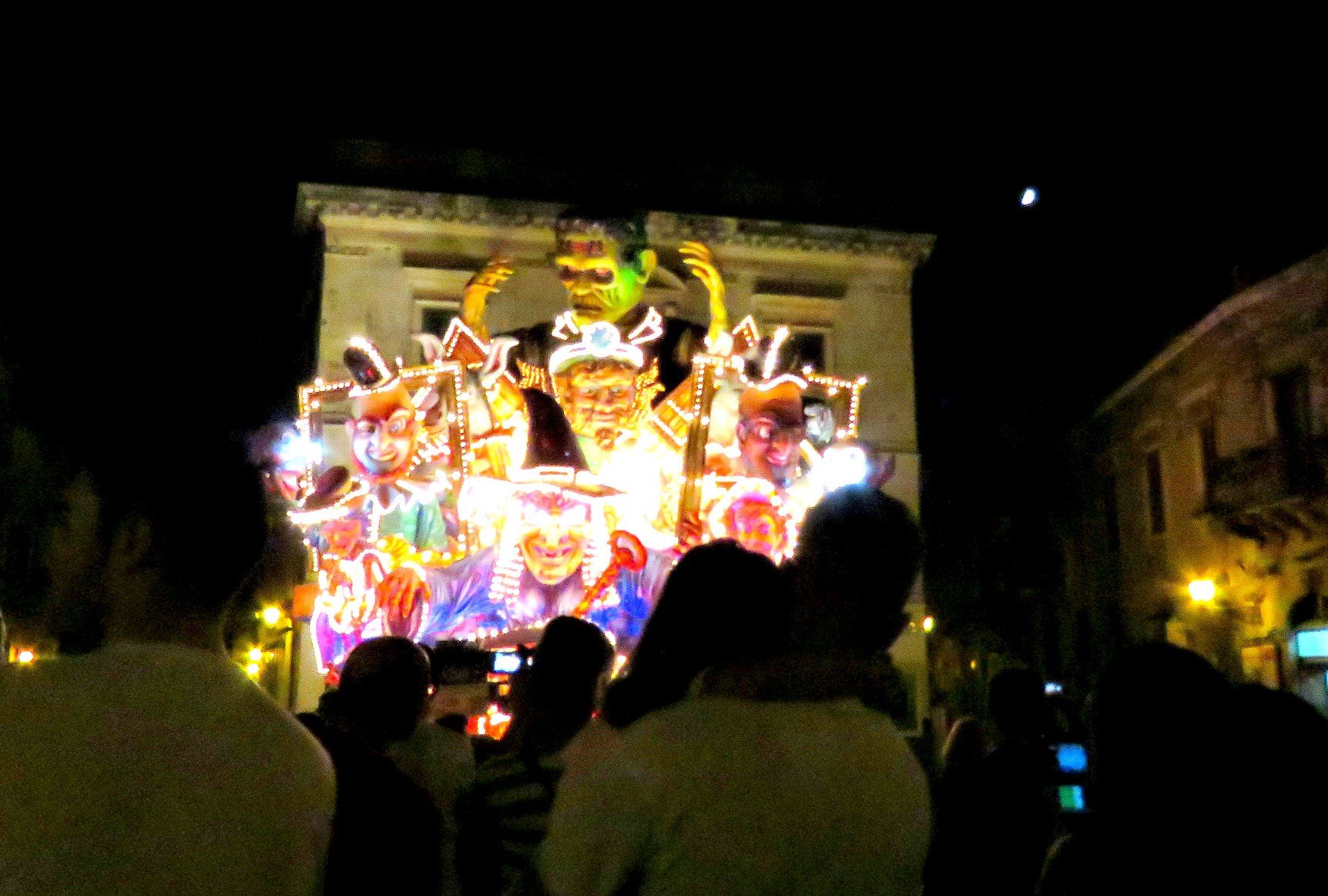 Acireale: Mount Etna’s Mardi Gras Carnival