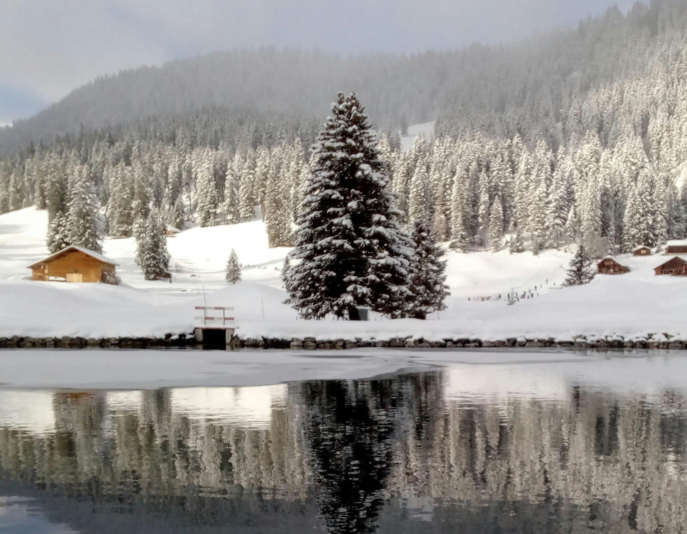 Canada, lo sci e il lago