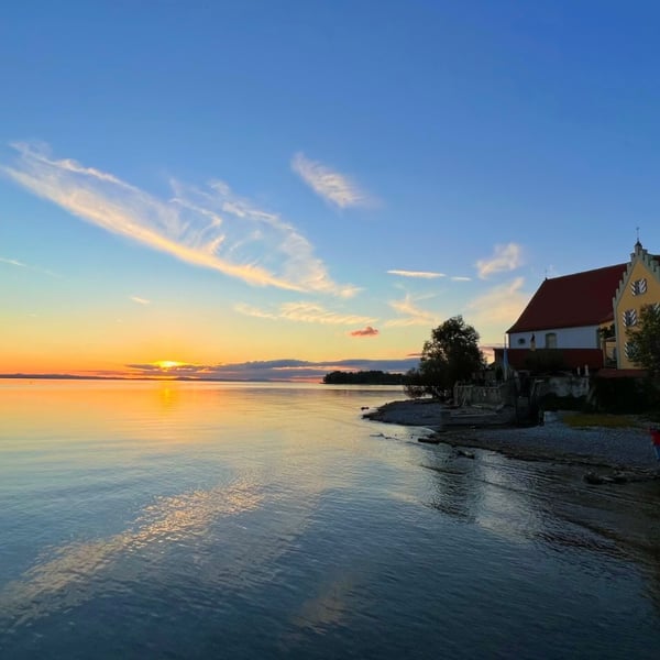 Vacation at Lake Constance: castles, islands and vineyards