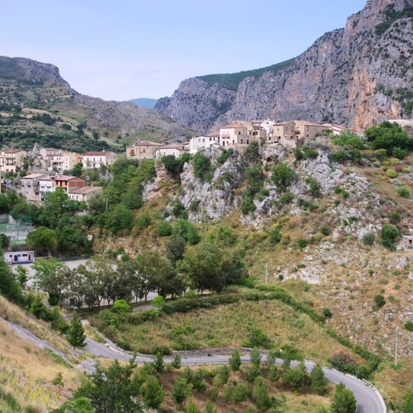 Albanischer Urlaub in Italien: die Arbëreshë-Orte