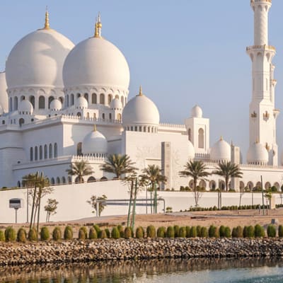 Abu Dhabi Airport Transfers (AUH)
