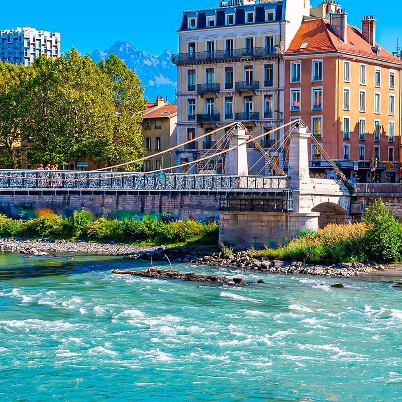 Grenoble Flughafentransfers (GNB)