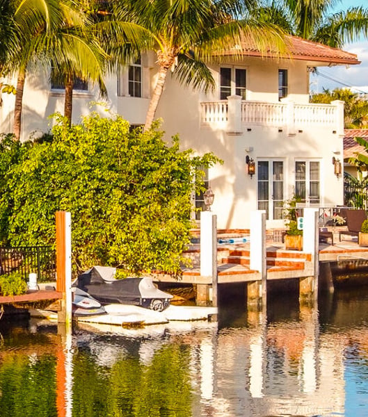 Private transportation services in Miami Fort Lauderdale Airport (FLL)