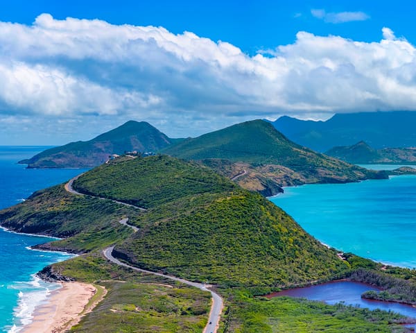 Traslados Aeropuerto de San Kitts y Nevis  (SKB)