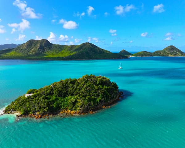 Antigua Bird Airport Transfers (ANU)
