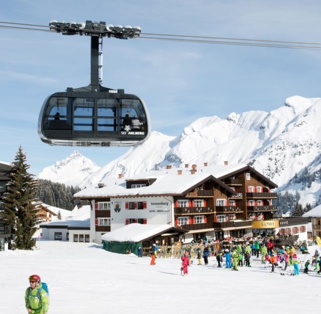 Private Transportation Services in Lech Zurs (Austria)