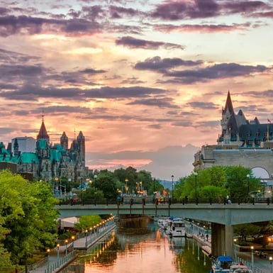 Ottawa Airport Transfers (YOW)