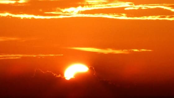 Iceland’s Midnight Sun: where to “chase” and admire it