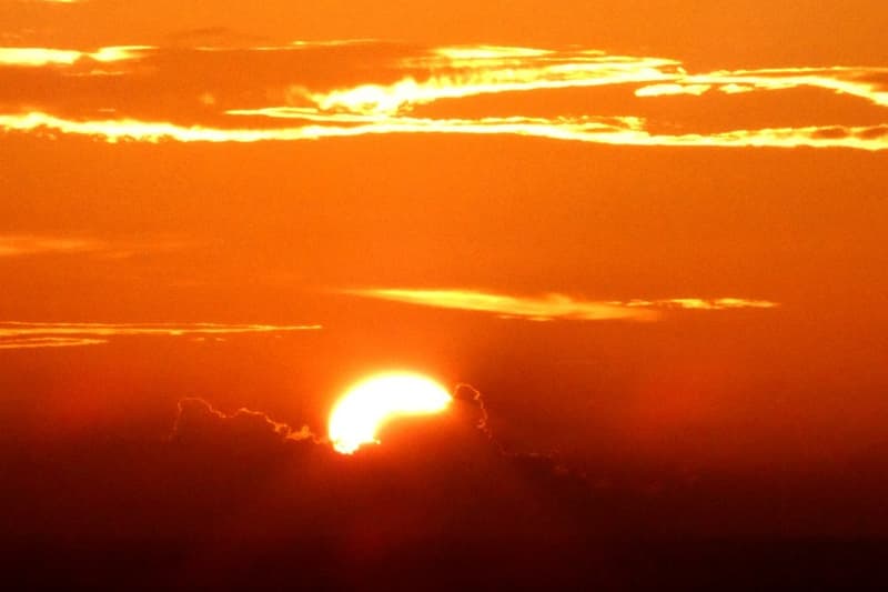 Iceland’s Midnight Sun: where to “chase” and admire it