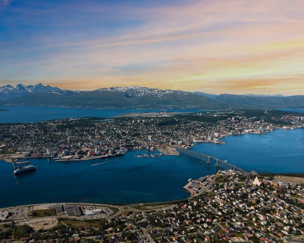 Tromsø Langnes Airport Transfers (TOS)